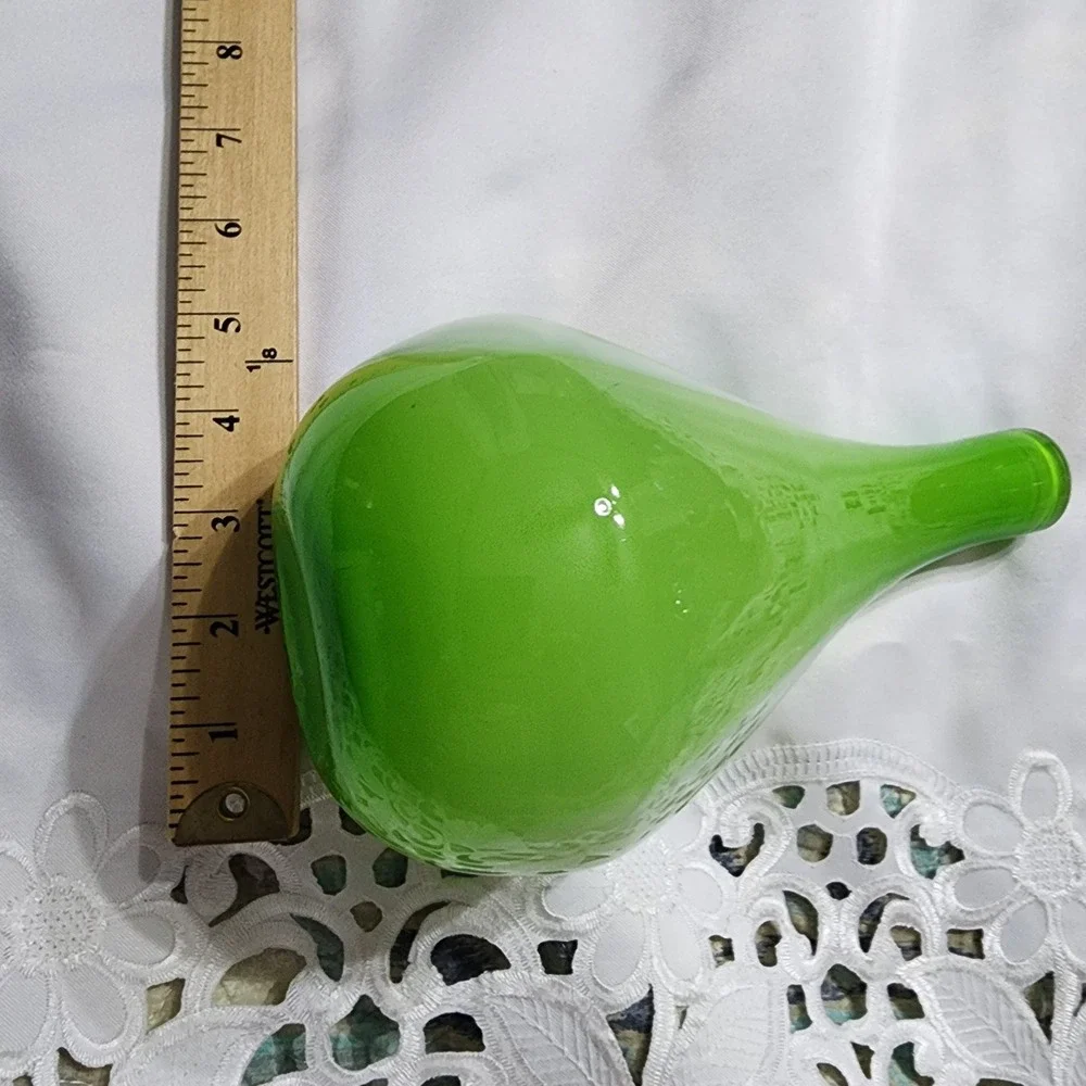 Vintage Green Art Glass Vase White Teardrop Cased Glass Mid Century Modern 8.5in